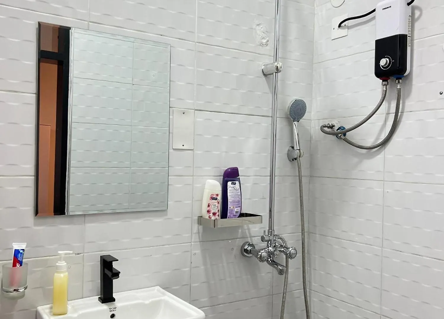 C&C Studio Apartment C Καμπάλα